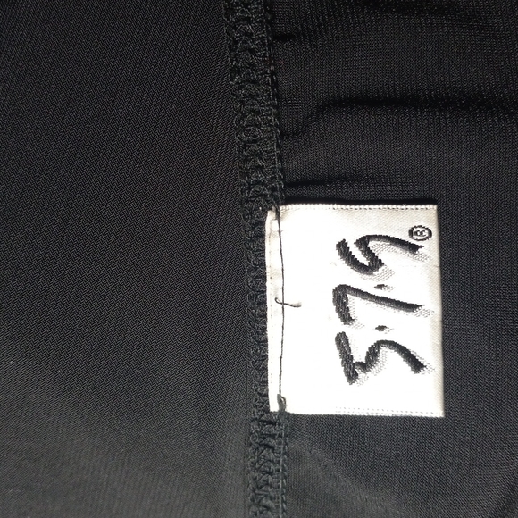 579 Tops - Picture 4 of 4